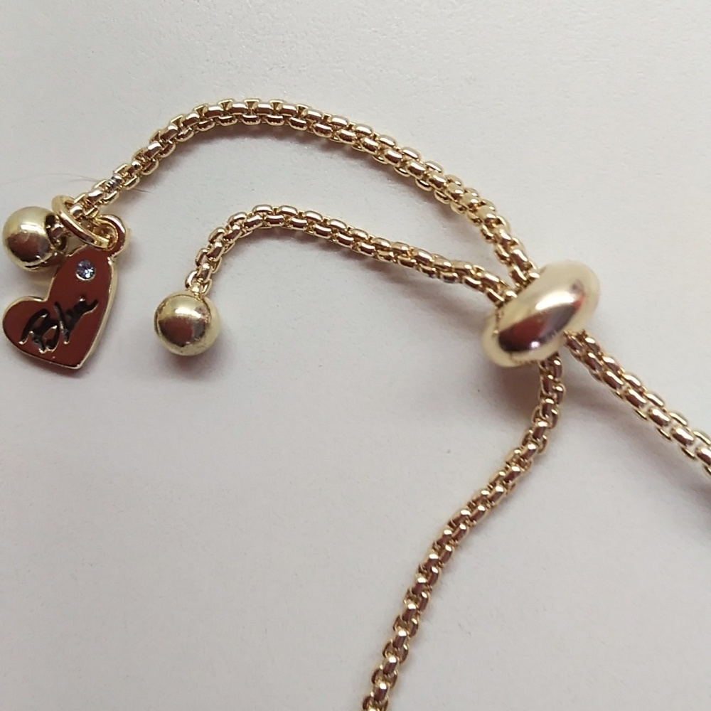Betsey Johnson New Gold Heart Bracelet - Picture 3 of 3